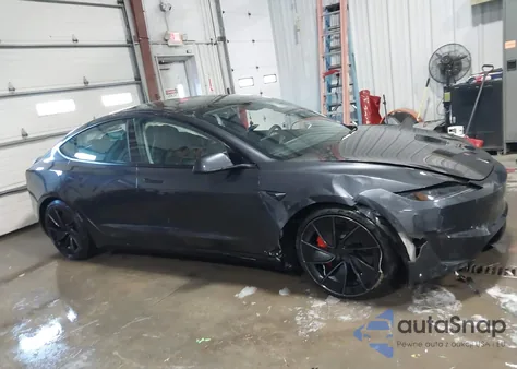 2024 Tesla Model 3 Performance All-Wheel Drive z USA, uszkodzony, nr VIN 5YJ3E1ET0RF888464